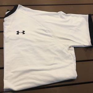 Under Armour Short Sleeve TShirt